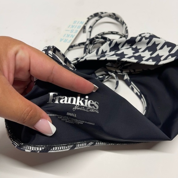 Frankies Bikinis Aleisha Top Houndstooth - Picture 4 of 5